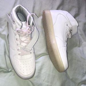 LED shoes